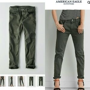 American Eagle Tomgirl Pants